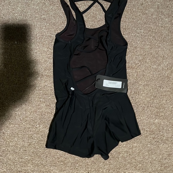 Jala one piece - Picture 2 of 4